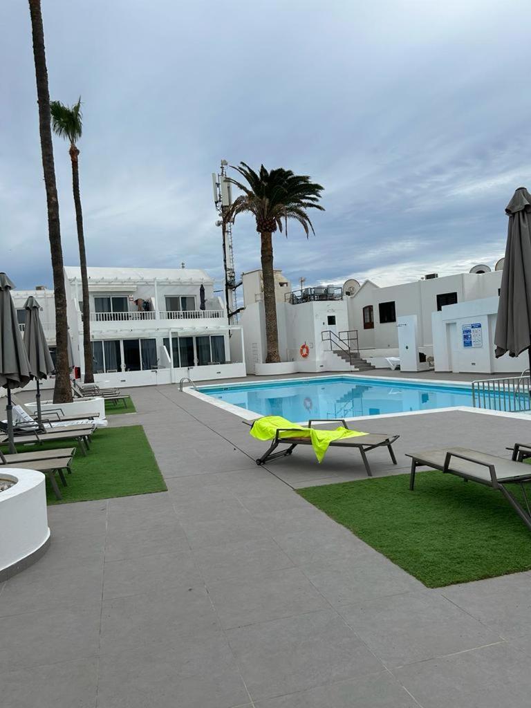Puerto Del Carmen Airconditioned 2Bed Poolside Apt Buitenkant foto