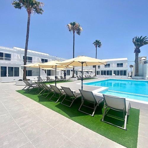 Puerto Del Carmen Airconditioned 2Bed Poolside Apt Buitenkant foto
